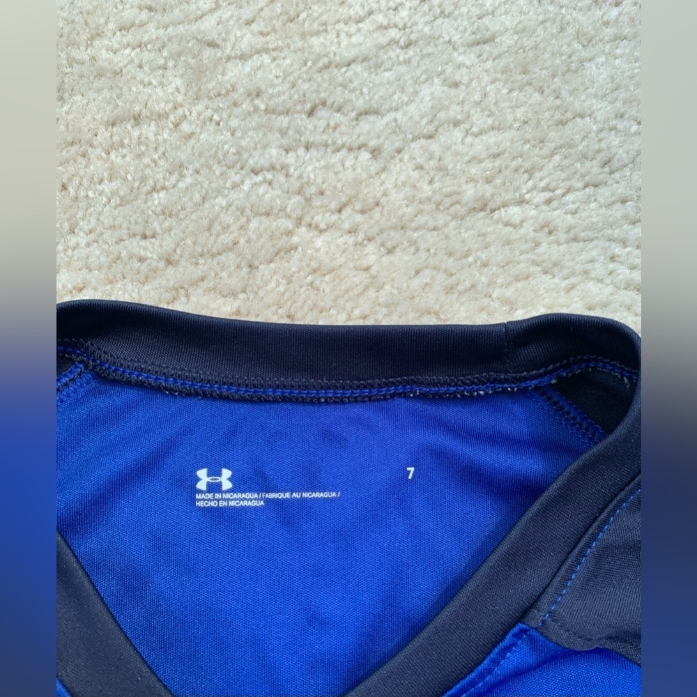 Under Armour Size 7 Blue Tie Dye Logo Tee - Picture 3 of 6